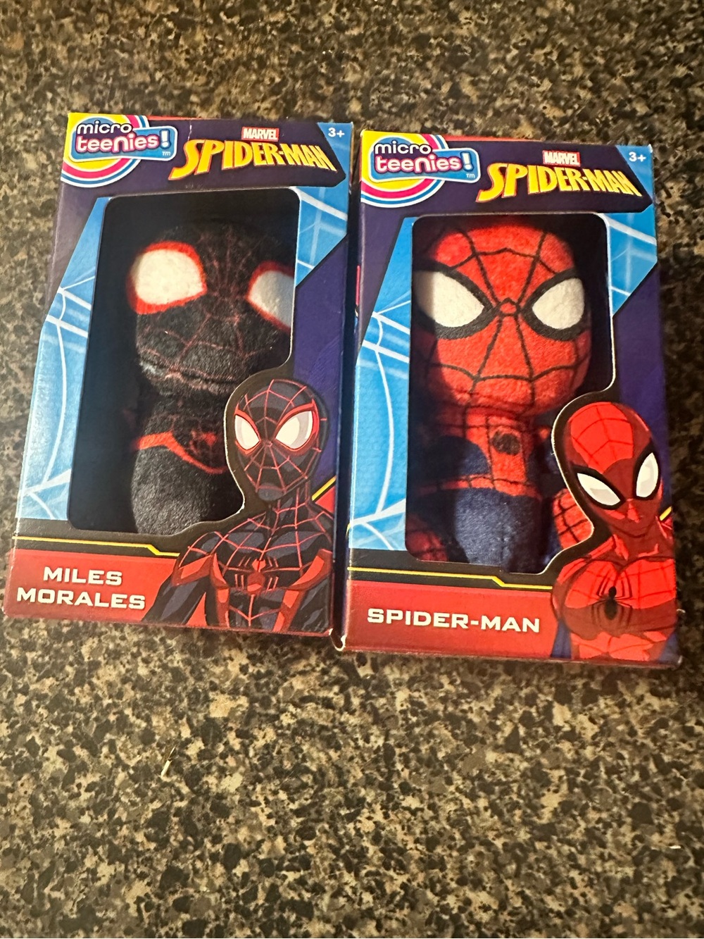 2 Packs Basic Fun! Micro Teenies - Marvel Spider-Man Miles Morales & Spider Man